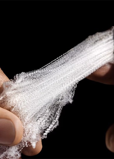 高水平的追溯性
本着追求全世界优质精细纤维的承诺，我们追溯原材料的来源，包括为我们的每一件服装提供原材料的农场。